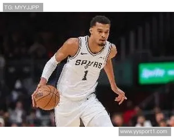 内外支柱米奇约翰逊称文班在得分困难时依然展现巨大影响力